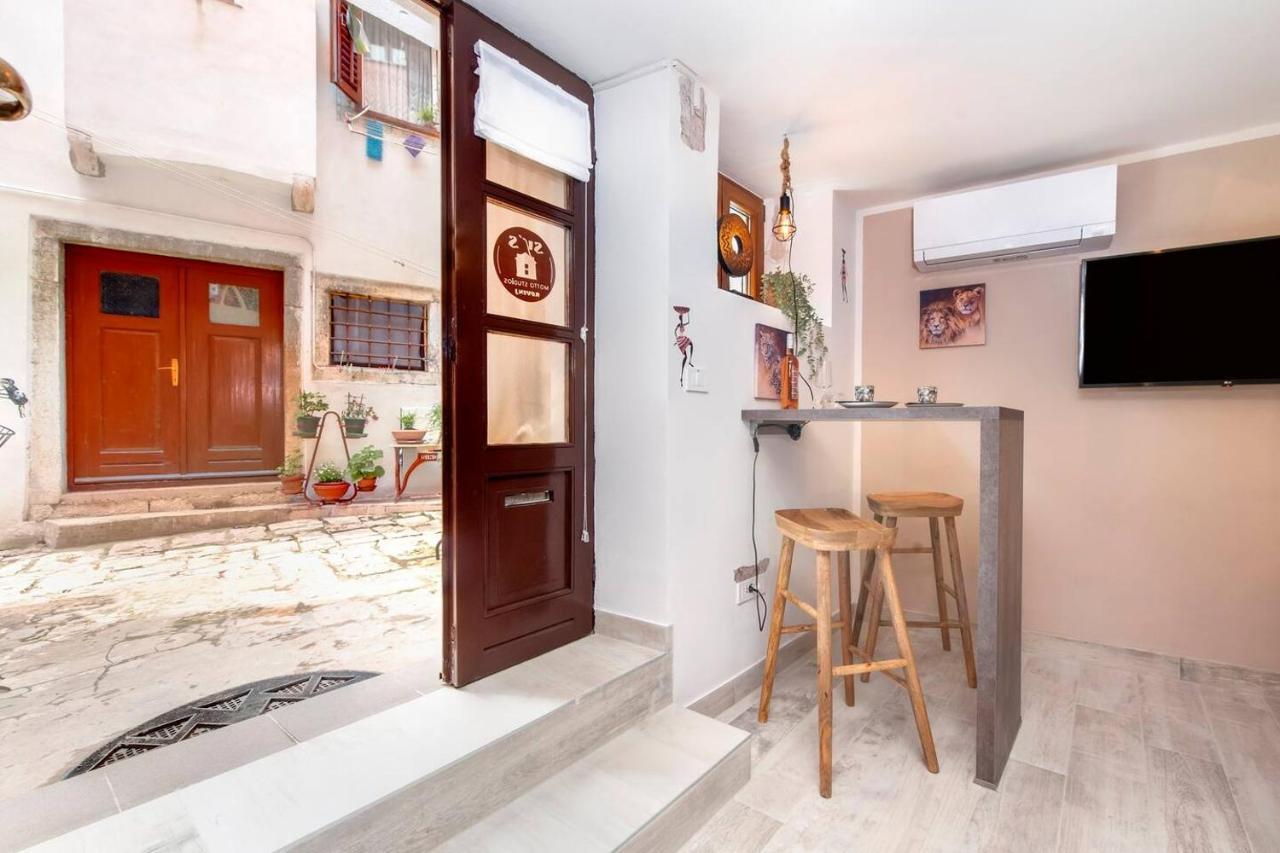 Apartament Sy's *