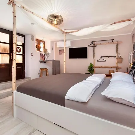 Sy'S Studios Rovinj Exterior photo