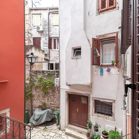 Sy'S Studios Rovinj Exterior photo
